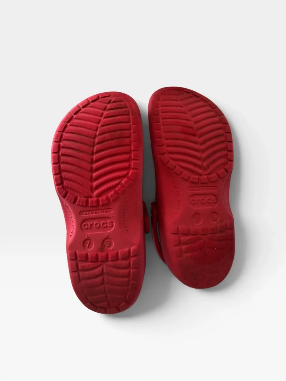 Crocs Classic Clog Red M7 W9 Men’s 7 Women’s 9 Slip On Shoes